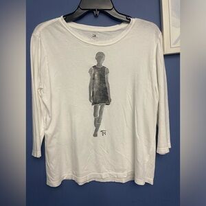 Unique Vintage Tommy  Hilfiger 3/4 Sleeve T- Shirt No Face Graphics Stitched L